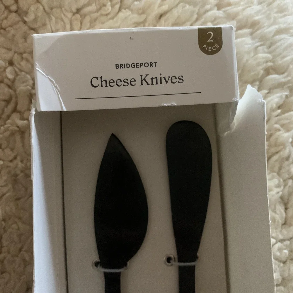 Threshold Bridgeport Black‎ Stylish Cheese Knives